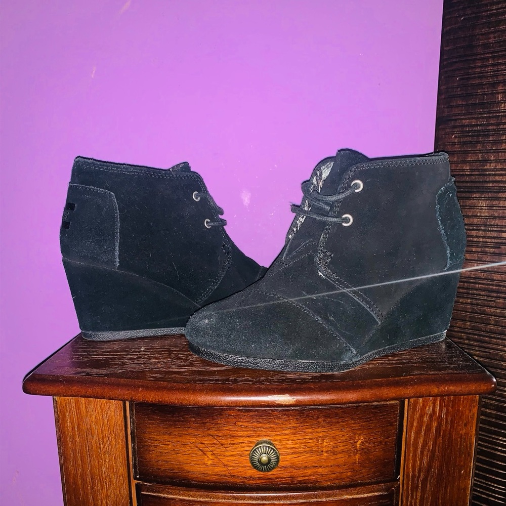 Toms booties